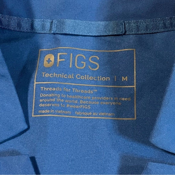FIGS Technical Collection Sets - 2 Joggers & 2 Tops | Blue Medium - Picture 5 of 14